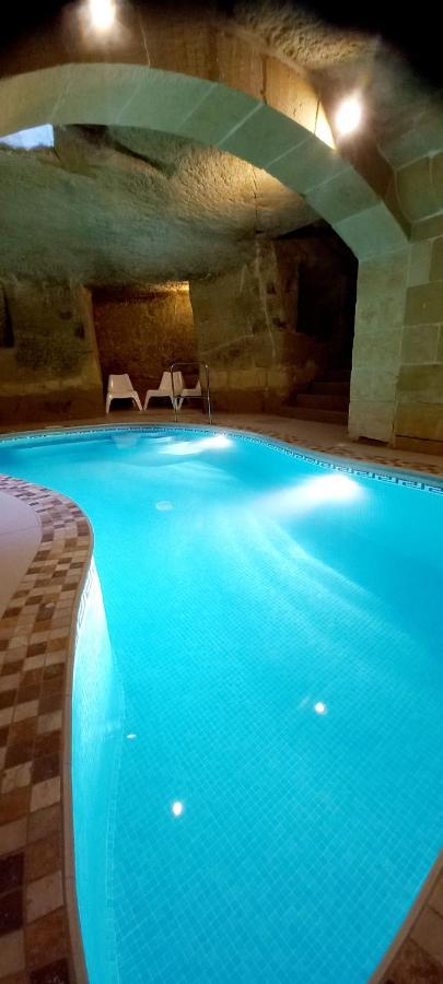 Ta Majsi Farmhouse With Indoor Heated Pool San Lawrenz Εξωτερικό φωτογραφία