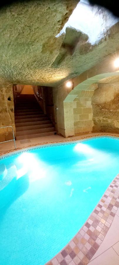 Ta Majsi Farmhouse With Indoor Heated Pool San Lawrenz Εξωτερικό φωτογραφία