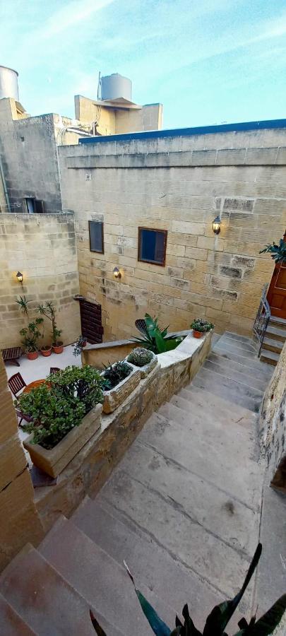 Ta Majsi Farmhouse With Indoor Heated Pool San Lawrenz Εξωτερικό φωτογραφία