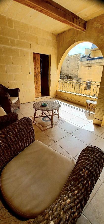 Ta Majsi Farmhouse With Indoor Heated Pool San Lawrenz Εξωτερικό φωτογραφία