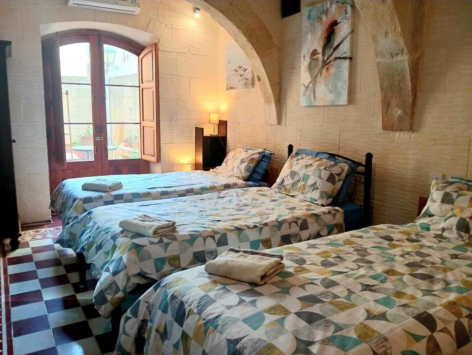Ta Majsi Farmhouse With Indoor Heated Pool San Lawrenz Εξωτερικό φωτογραφία
